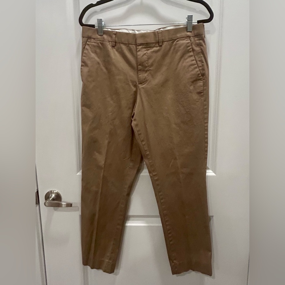 Women’s Express Tan Pants 👖 Slacks Size 32/30